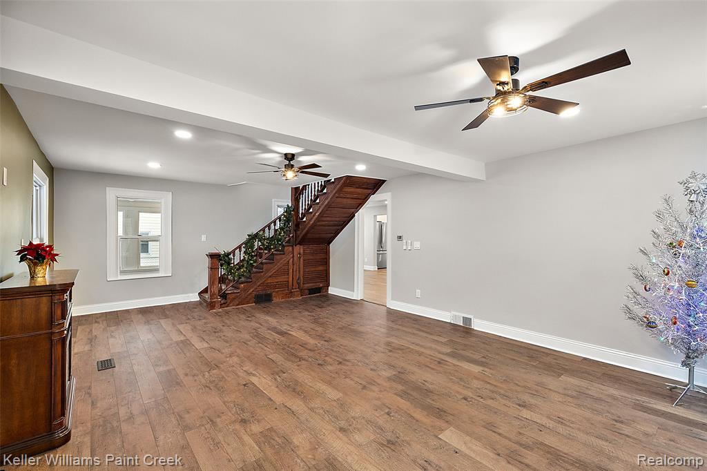 88 E Elmwood, Leonard, MI 48367 — Photo 15
