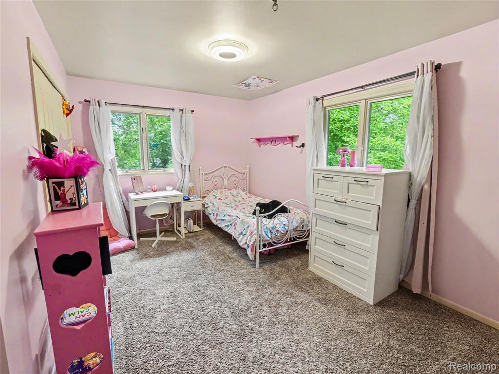 8614 Meadowland Court, Saline, MI 48176 — Photo 14