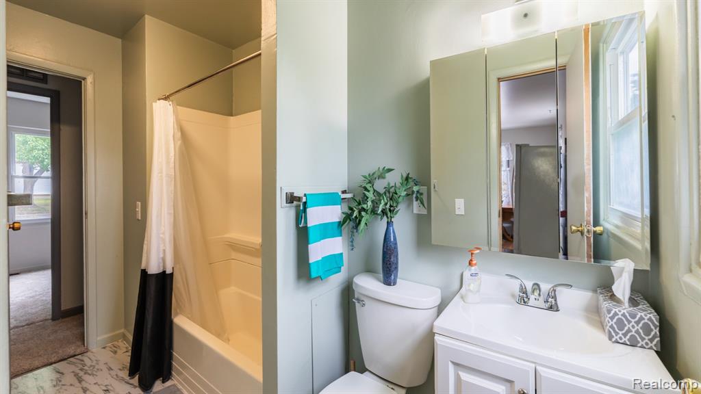 709 Judy Court, Mason, MI 48854 — Photo 15