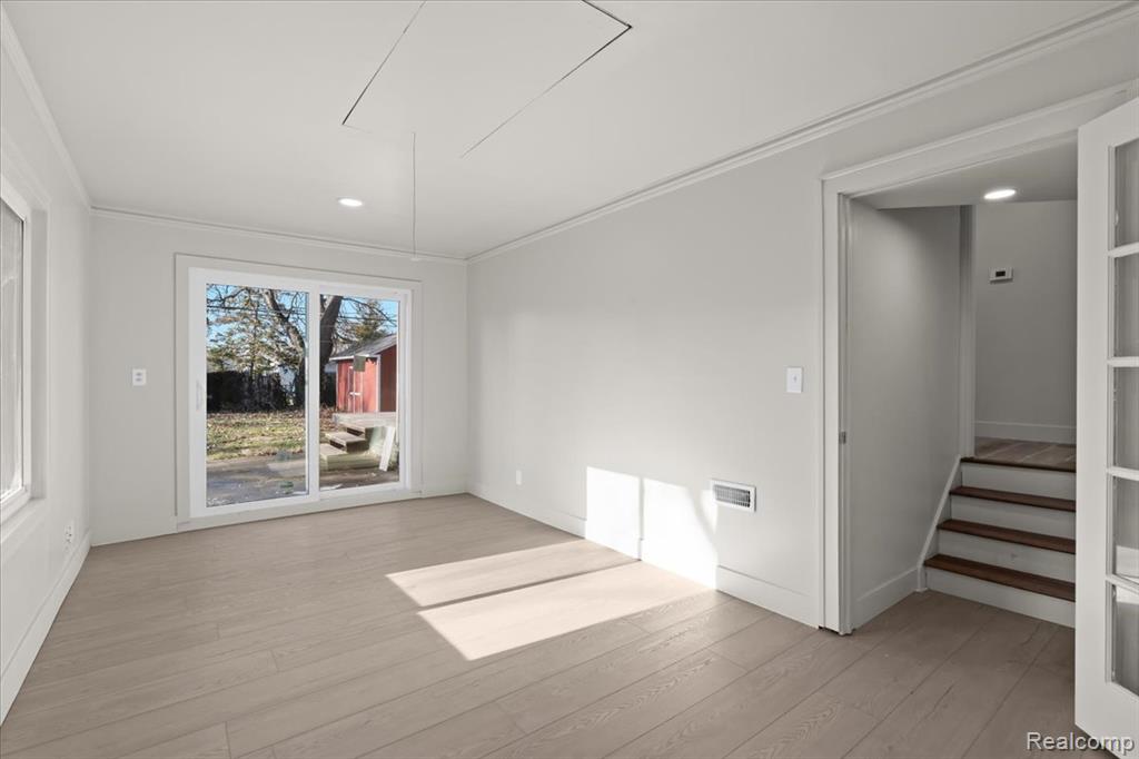 26059 Brush Street, Madison Heights, MI 48071 — Photo 23