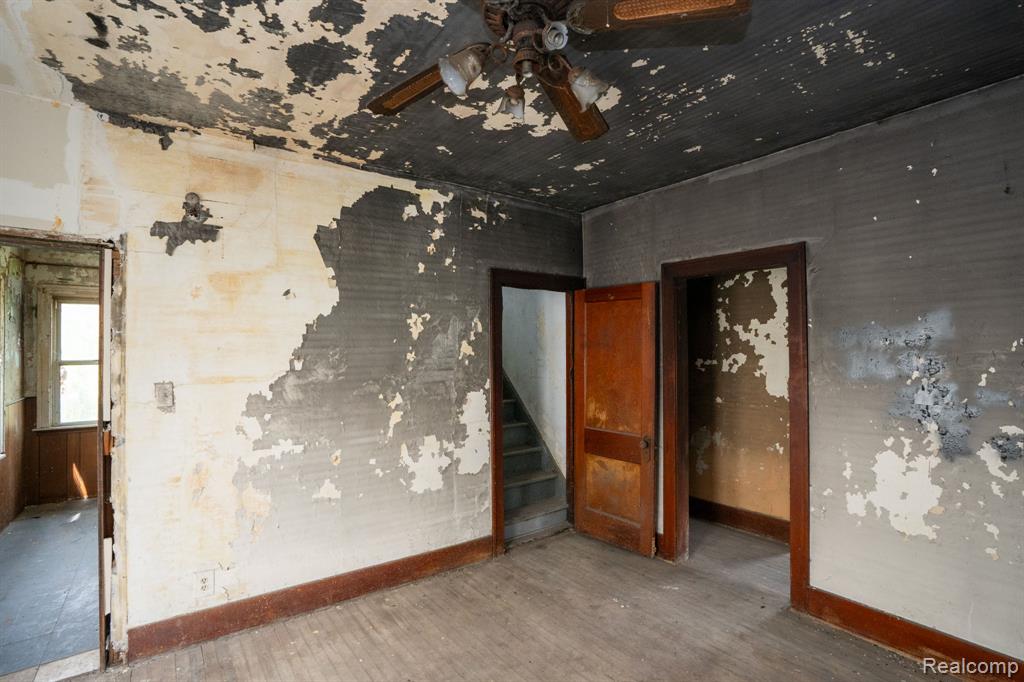 17257 MOENART Street, Hamtramck, MI 48212 — Photo 8