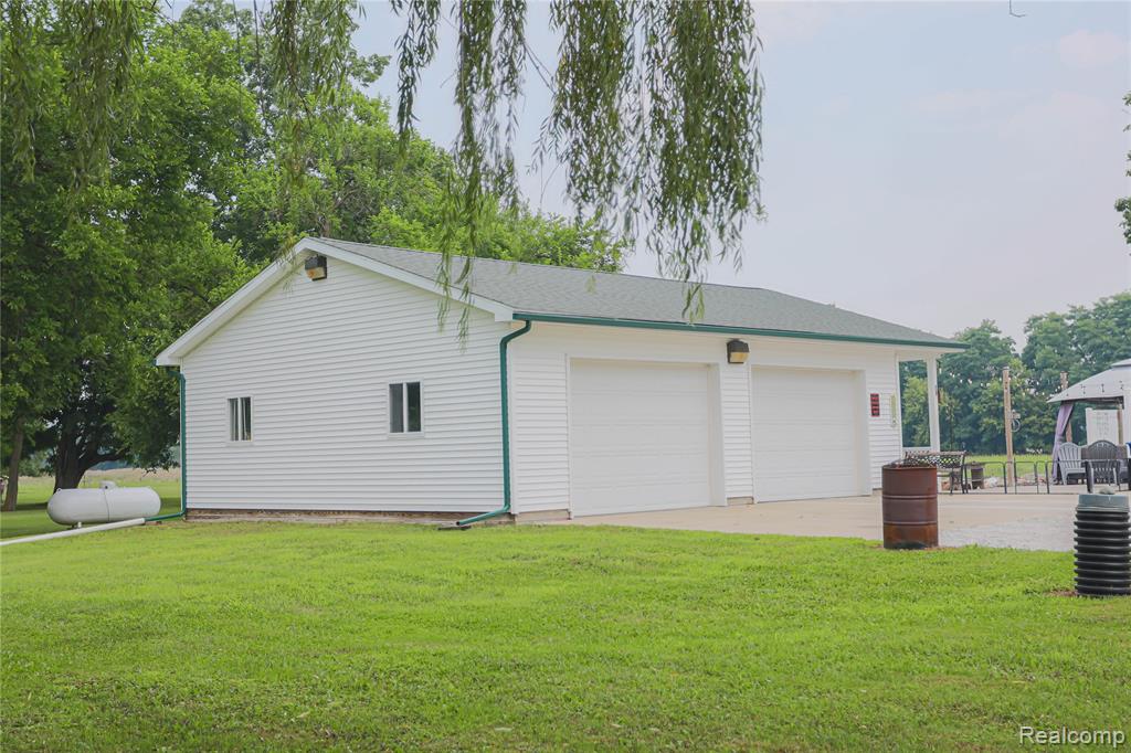 7284 Beard Road, Clyde, MI 48049 — Photo 20