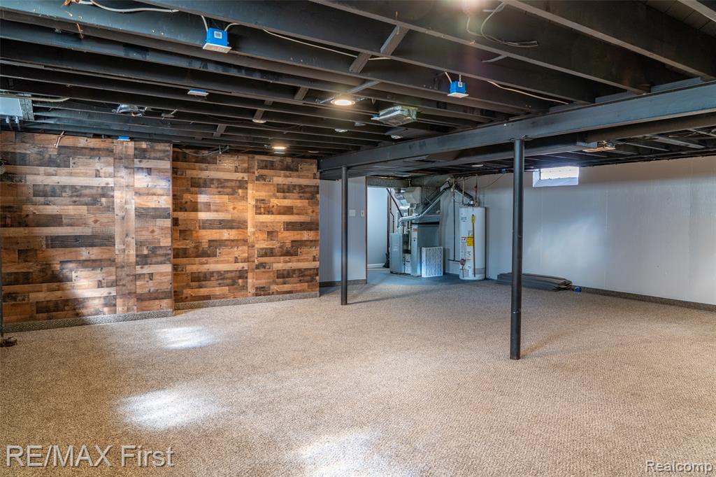 7257 State Park, Center Line, MI 48015 — Photo 28