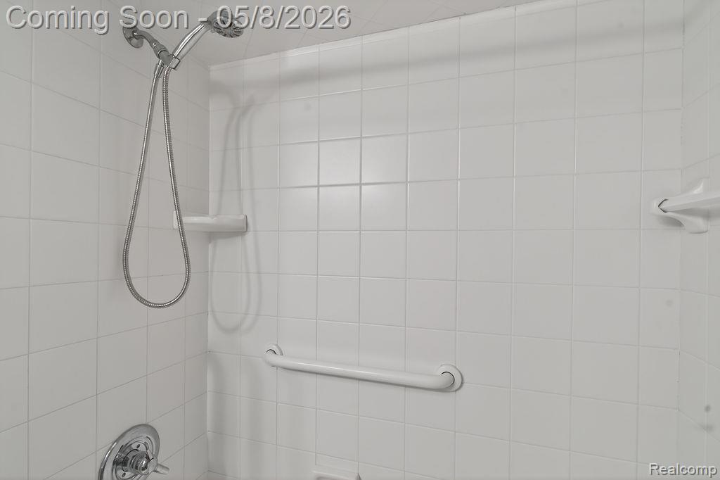 44120 Donley Drive, Sterling Heights, MI 48314 — Photo 20