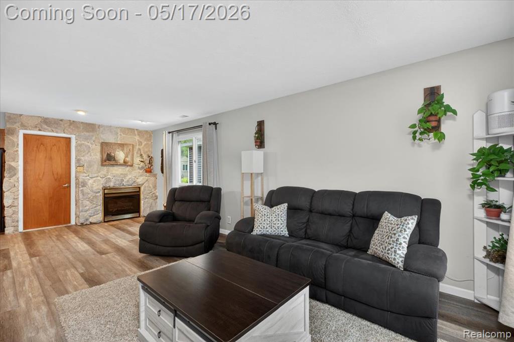 7044 Felix Drive, Clarkston, MI — Photo 11