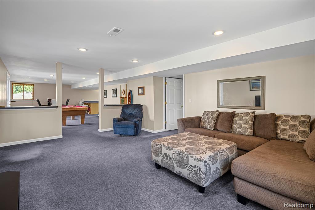 42890 BROOKSTONE Drive, Novi, MI 48377 — Photo 44