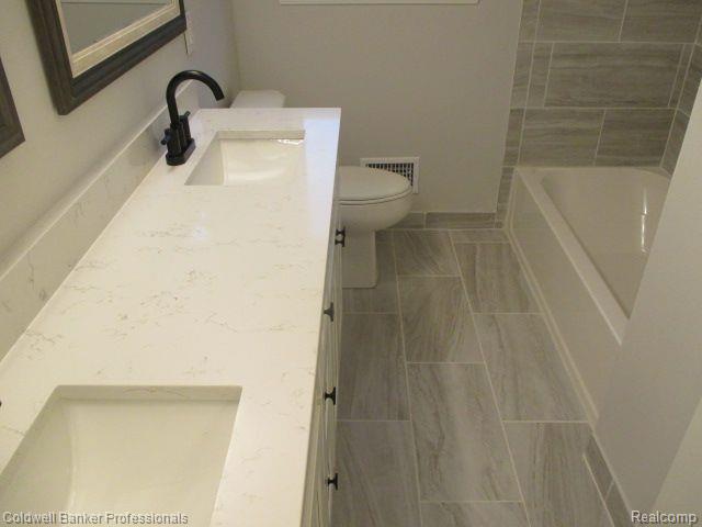 5283 Shrewsbury Drive, Troy, MI 48085 — Photo 30