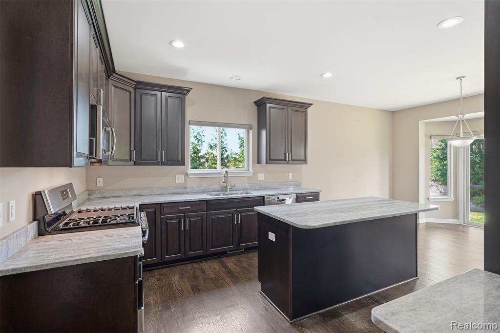7419 Park Terrace Lane, Shelby Twp, MI 48317 — Photo 12