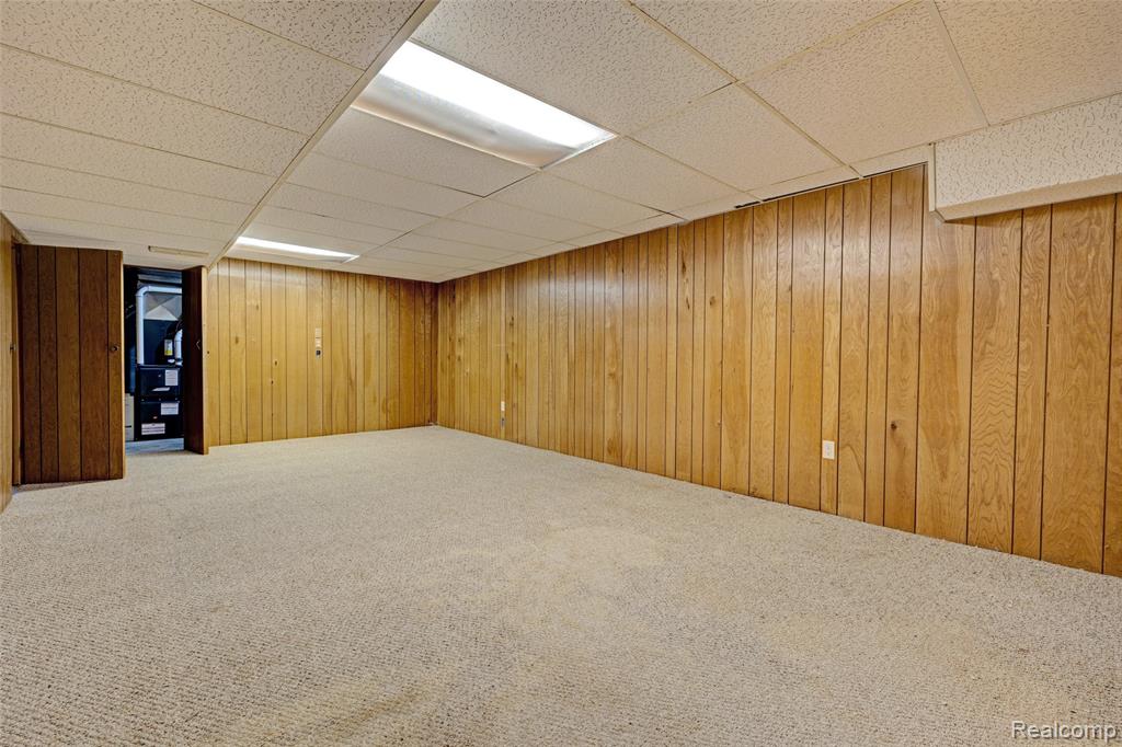 5936 Warbler Drive, Clarkston, MI — Photo 33
