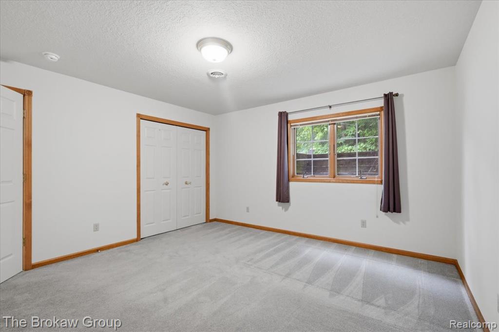 10261 Coachman Court, Davison, MI 48423 — Photo 46