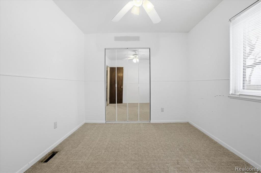 6360 Manson Drive, Waterford, MI 48329 — Photo 31