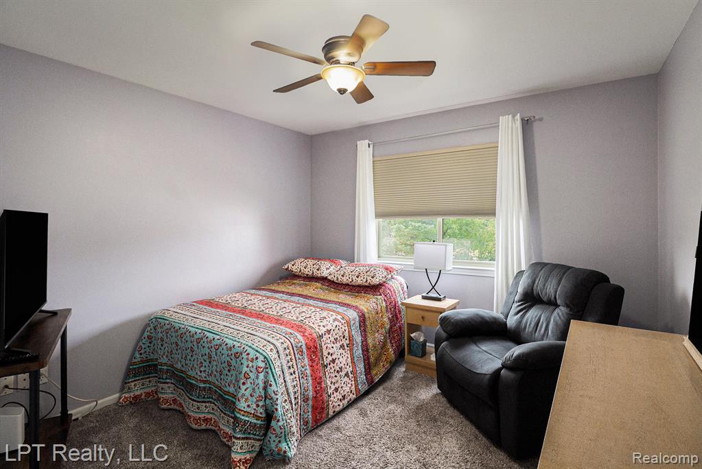 3172 Waldon Ridge Drive, Orion, MI — Photo 17