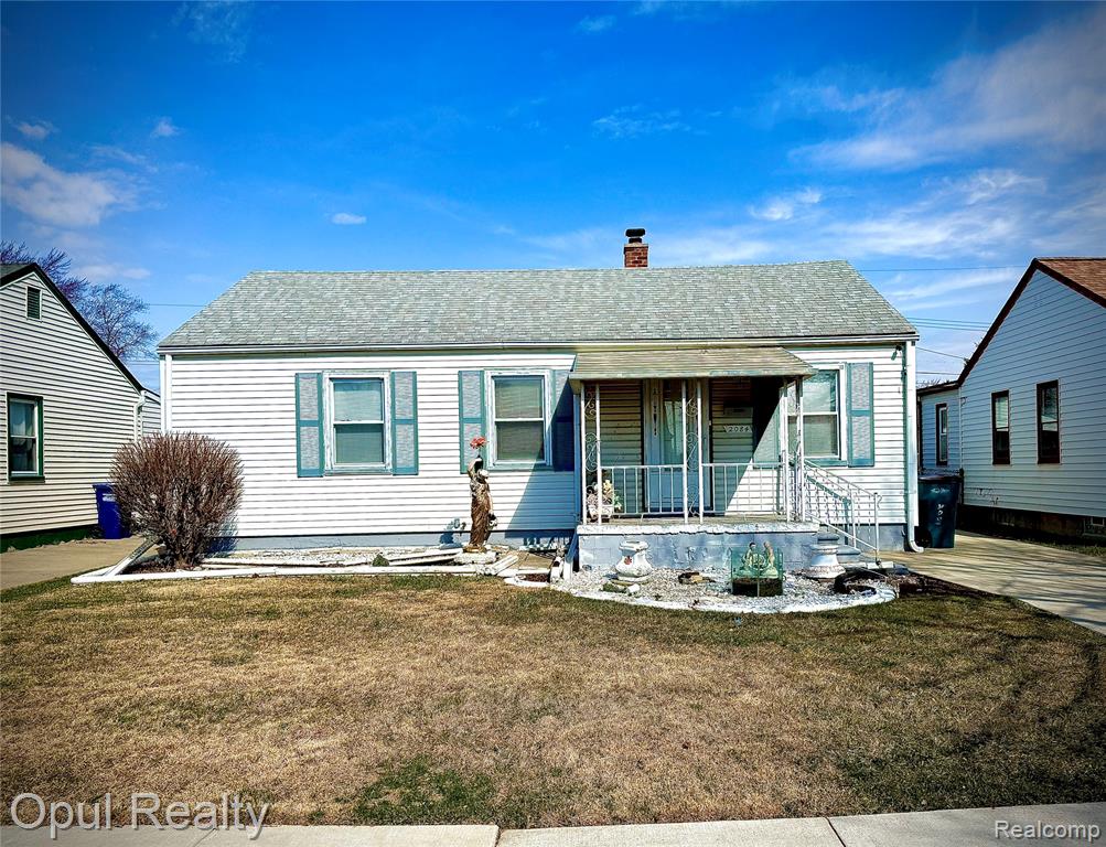 2084 New York Avenue, Lincoln Park, MI 48146 — front exterior
