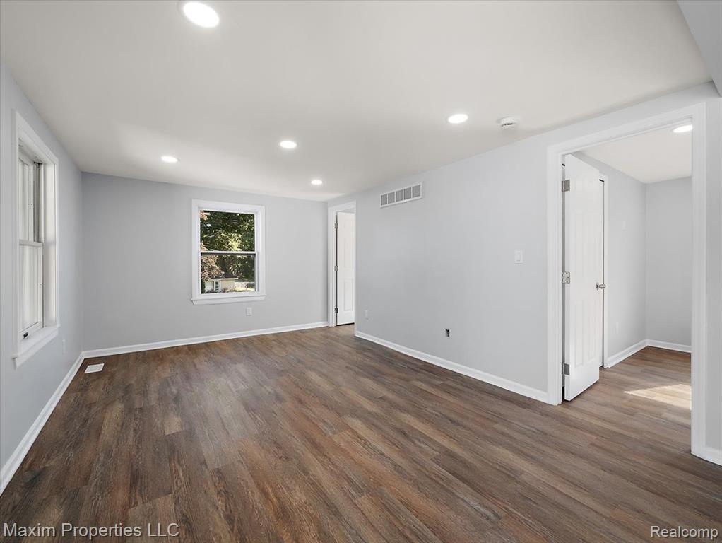 992 Parkwood Avenue, Ypsilanti, MI 48198 — Photo 18