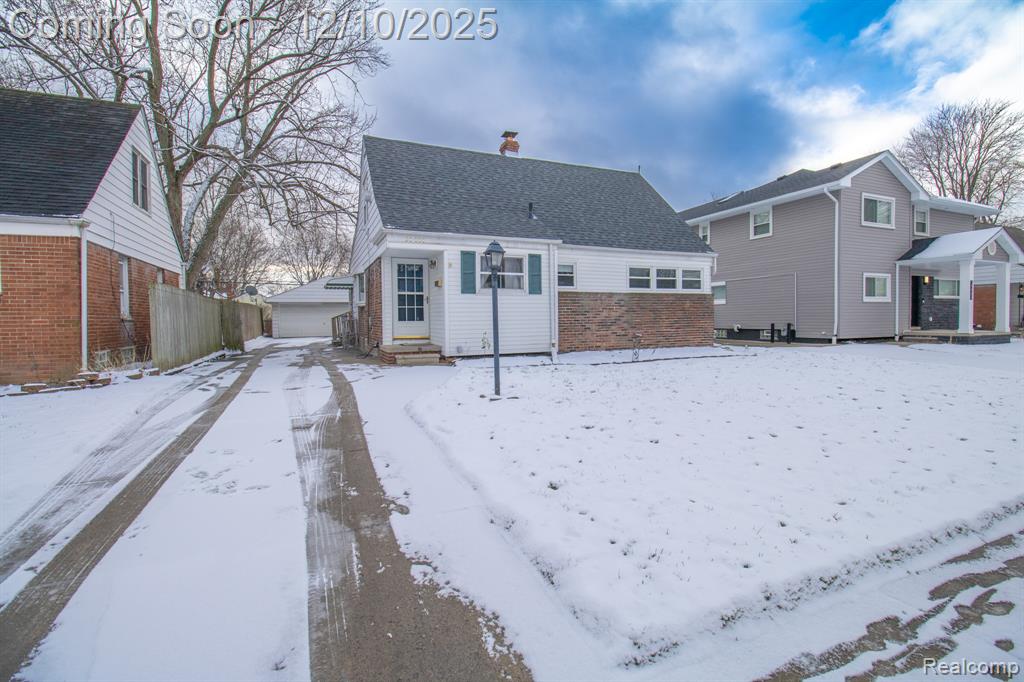 20000 Lancaster Street, Harper Woods, MI 48225 — Photo 3
