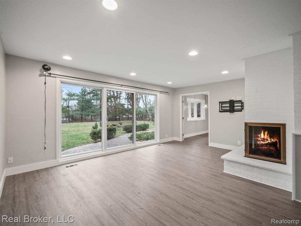 1909 Marie Circle, Bloomfield Hills, MI 48302 — Photo 3