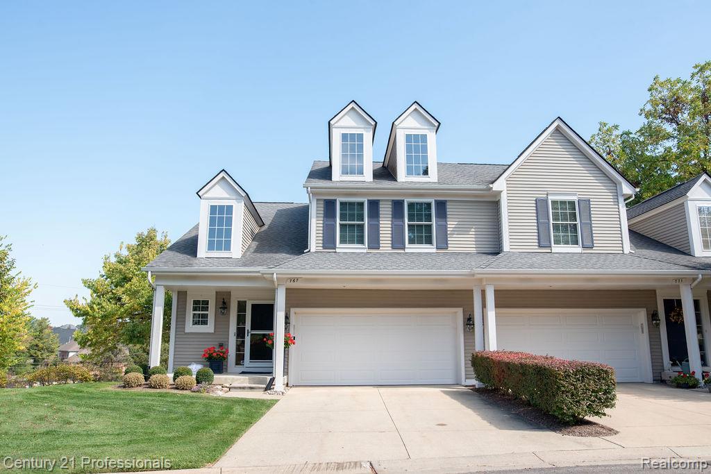 767 E Bluff Court, Rochester Hills, MI 48307 — front exterior