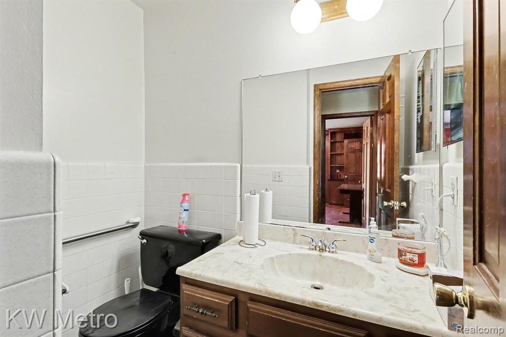 5865 Dunmore Court, West Bloomfield, MI — Photo 25