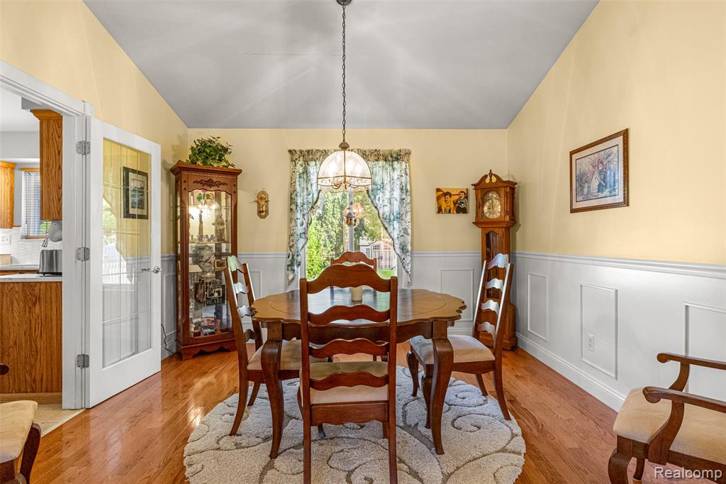 780 Saint Johns Boulevard, Lincoln Park, MI 48146 — Photo 7