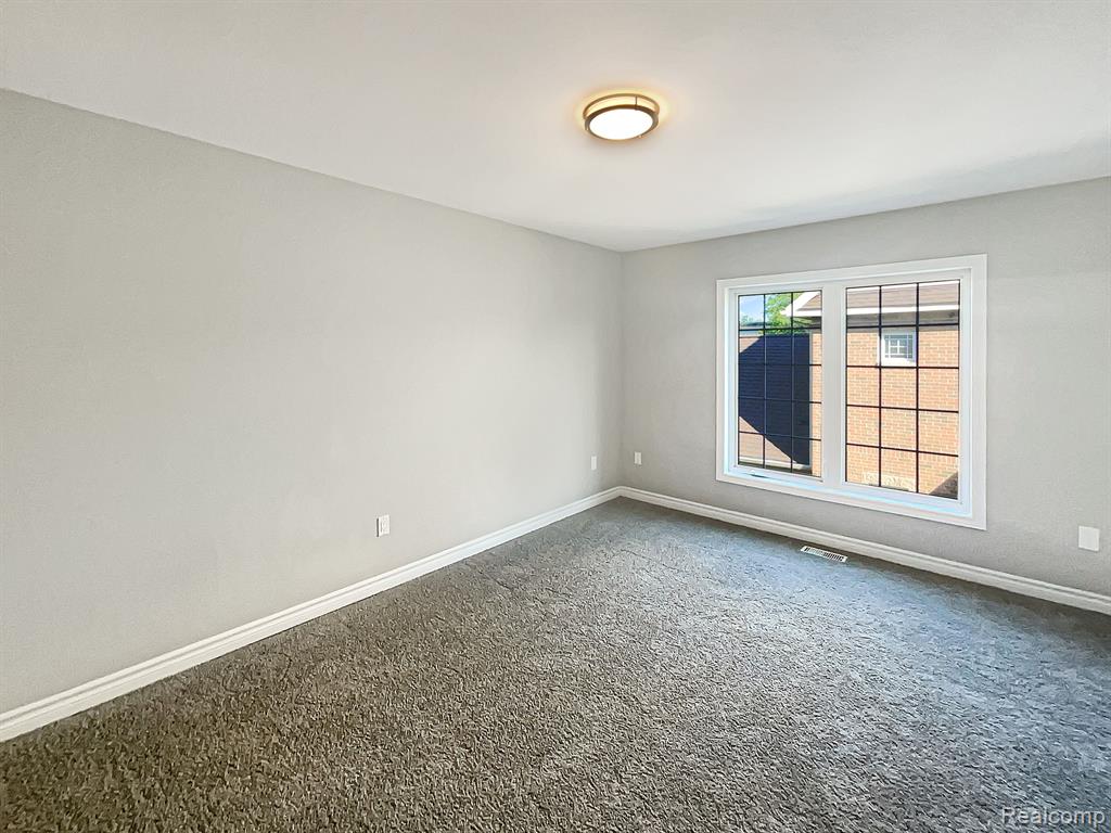 4329 ARETHA Avenue, 2, Detroit, MI 48201 — Photo 11