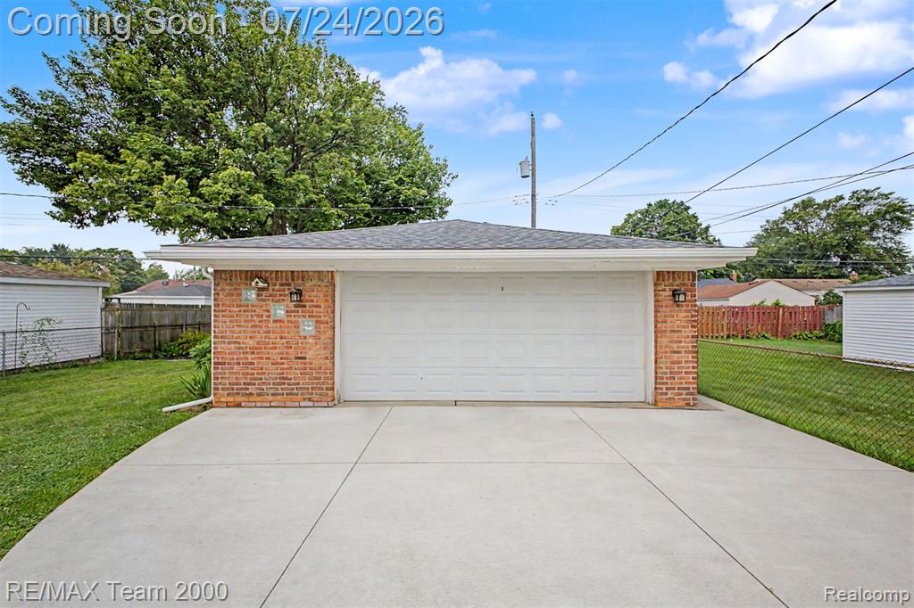 447 Gilman Street, Garden City, MI — Photo 10