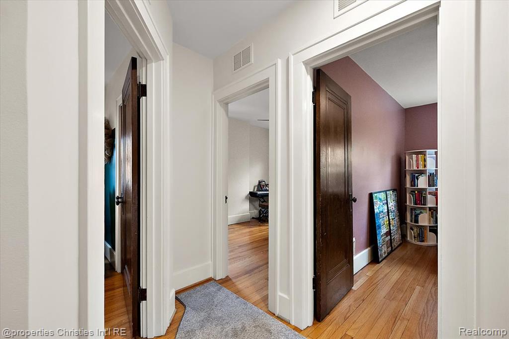 917 Maplegrove Avenue, Royal Oak, MI 48067 — Photo 42