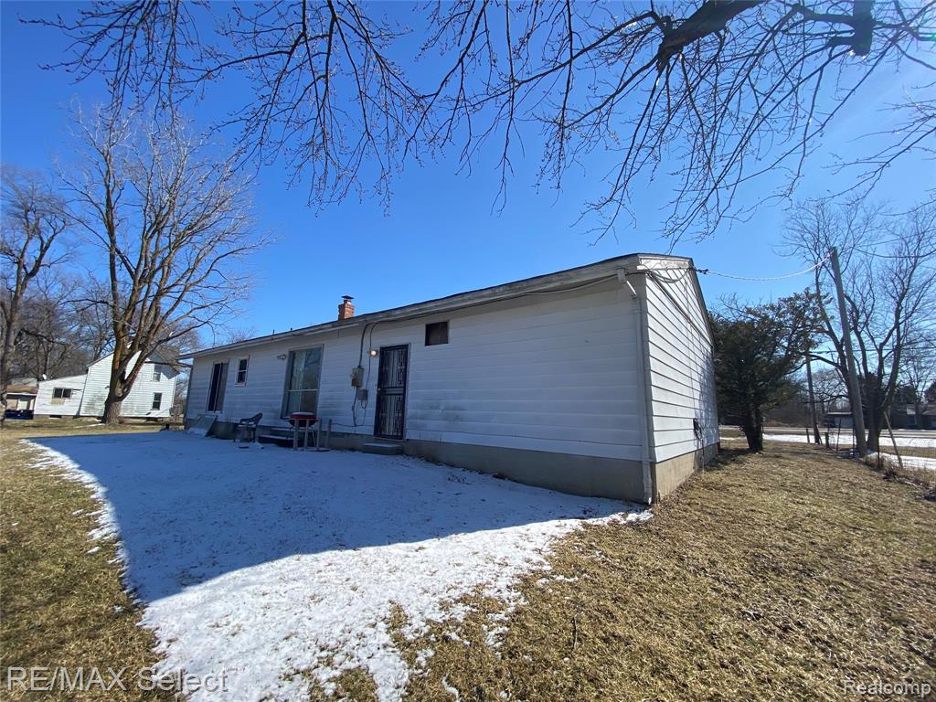 8126 Corunna Road, Flint, MI 48532 — Photo 5