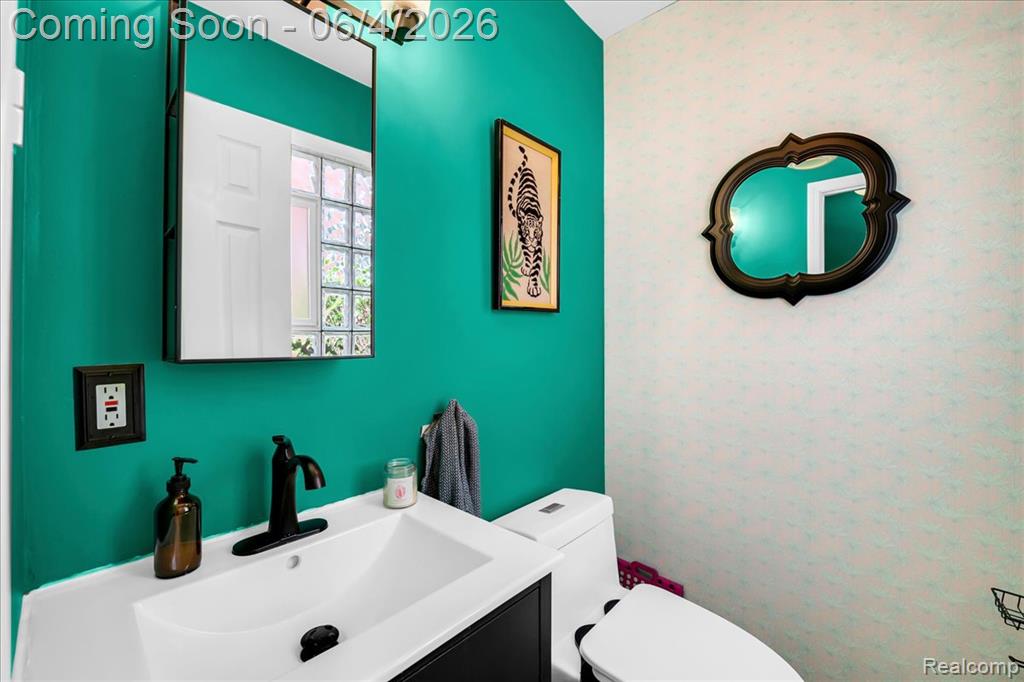 20455 Picadilly Road, Detroit, MI 48221 — Photo 16