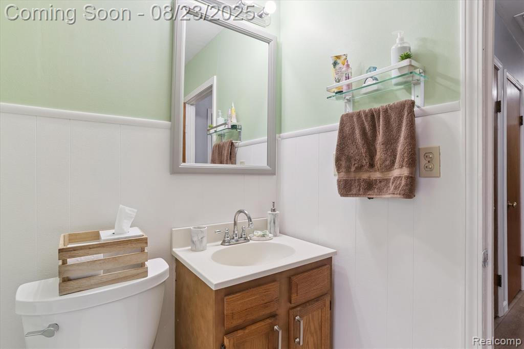 9037 Buckingham Street, White Lake, MI — Photo 19
