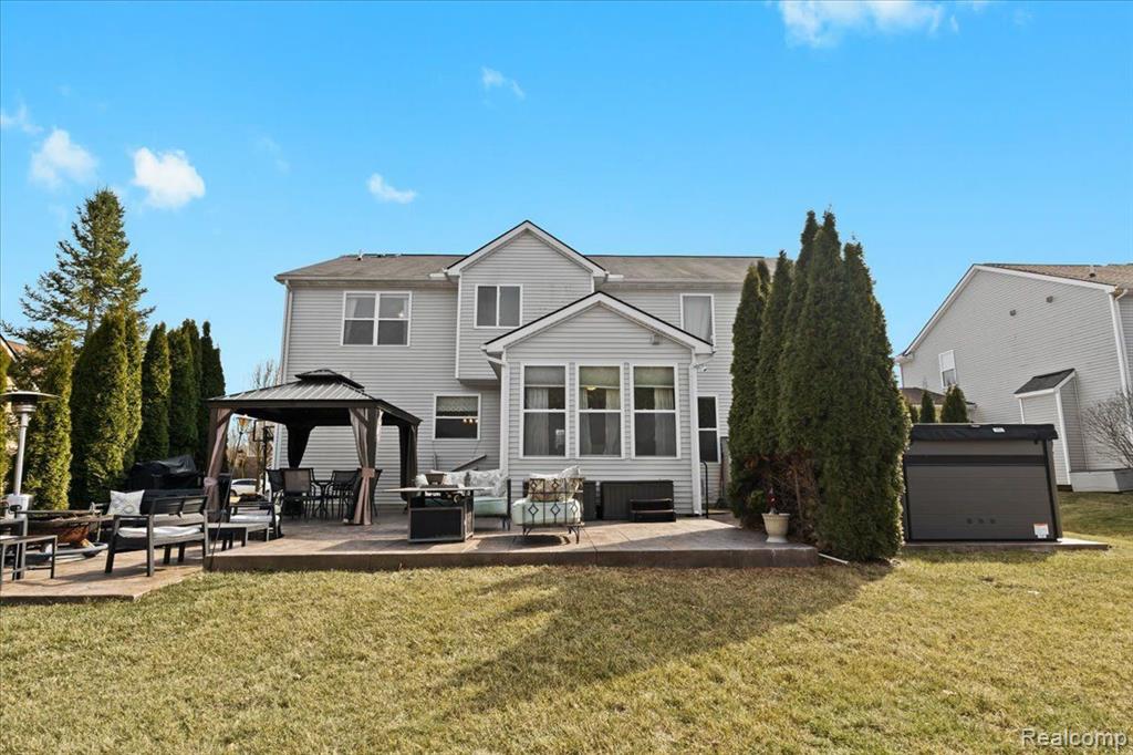 10681 BOULDERCREST Drive, South Lyon, MI 48178 — Photo 46