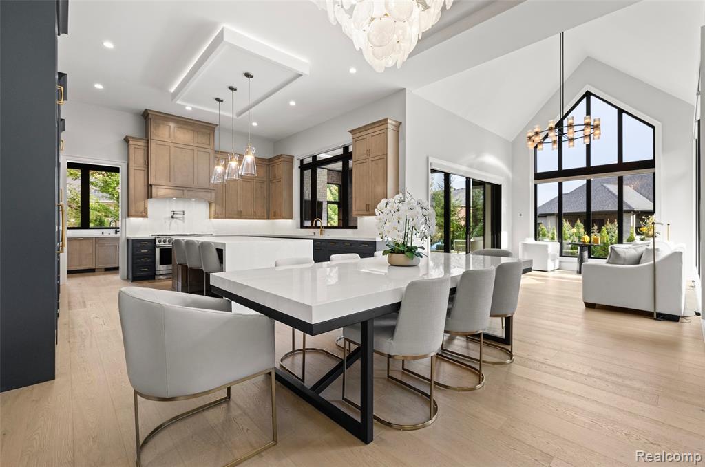 4592 Pinnacle Boulevard, Rochester, MI, 48306