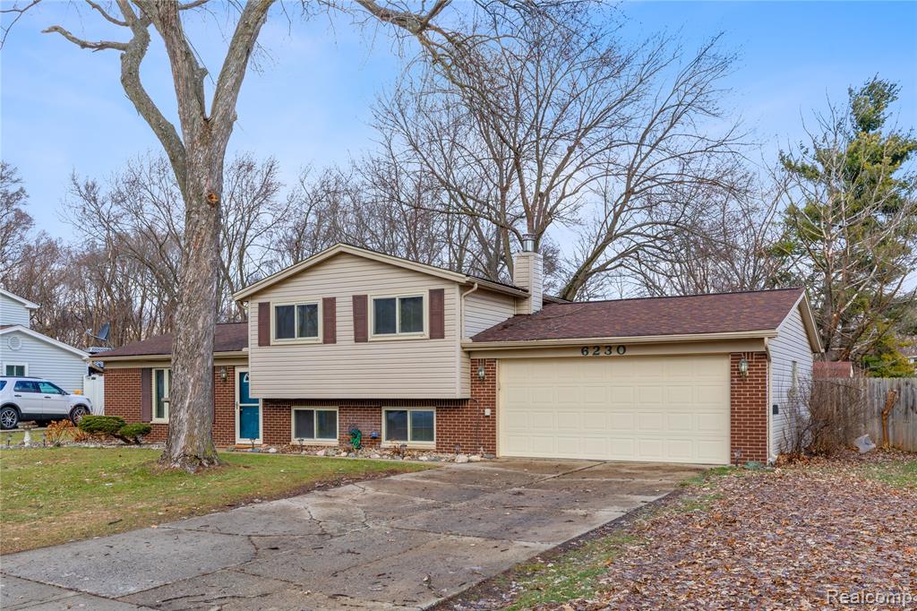 6230 Barker Drive, Waterford, MI 48329 — Photo 2