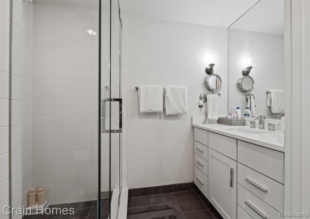 628 WATKINS Street, Birmingham, MI 48009 — Photo 40