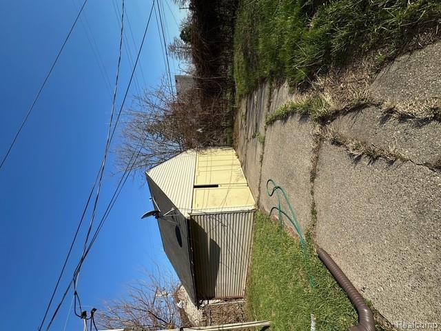 2325 Kendall Street, Detroit, MI 48238 — Photo 3