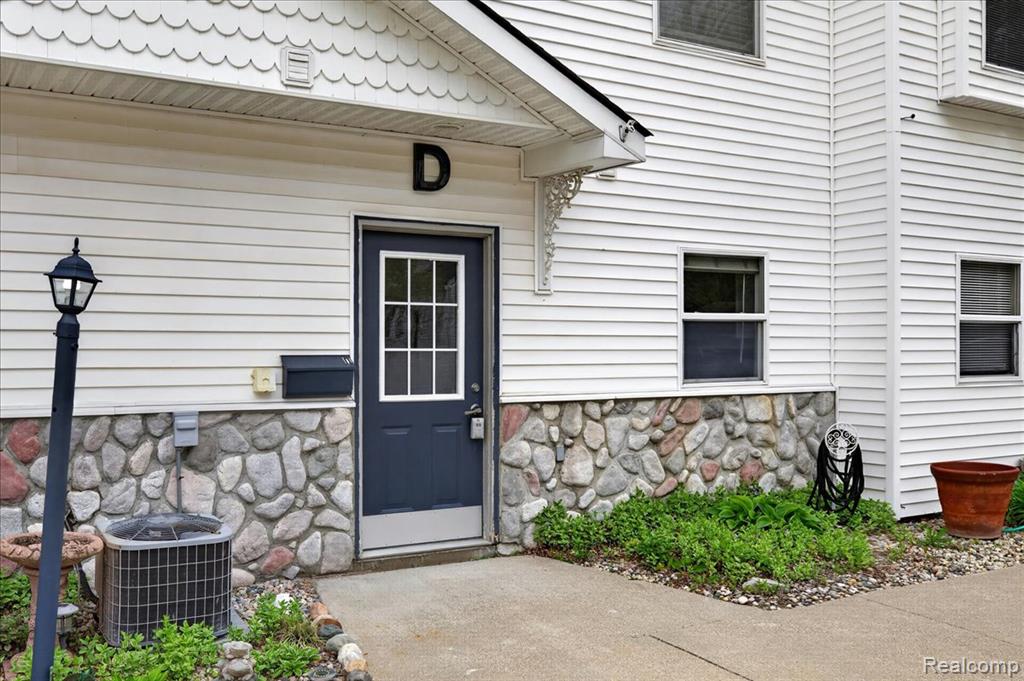 48 Broadway St., Suite D, Oxford, MI 48371 — Photo 3
