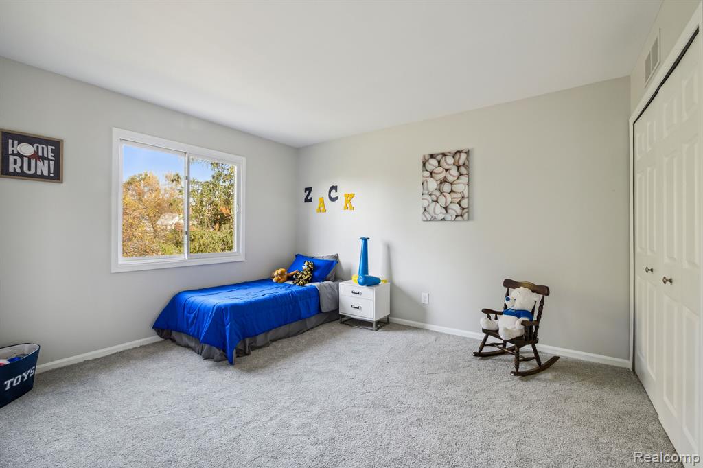 45516 VIOLET Lane, Novi, MI — Photo 33