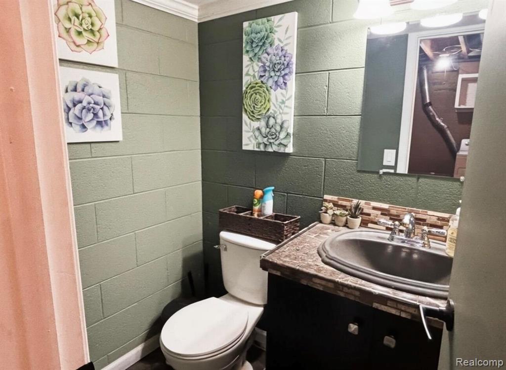 3835 N Graham Road, Freeland, MI 48623 — Photo 23