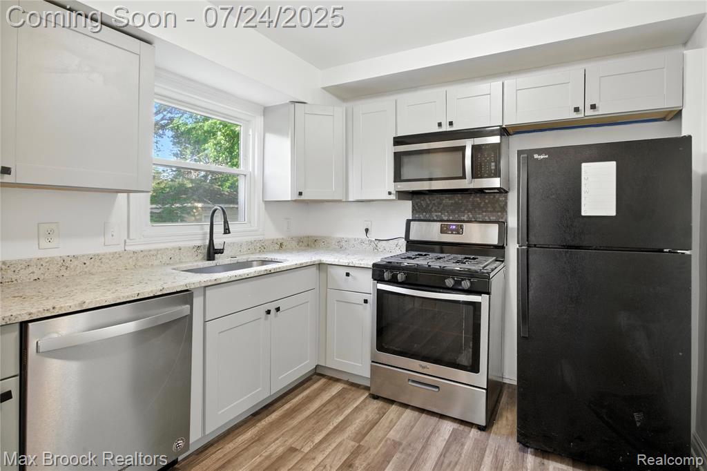 690 2nd Avenue, Pontiac, MI 48340 — Photo 9