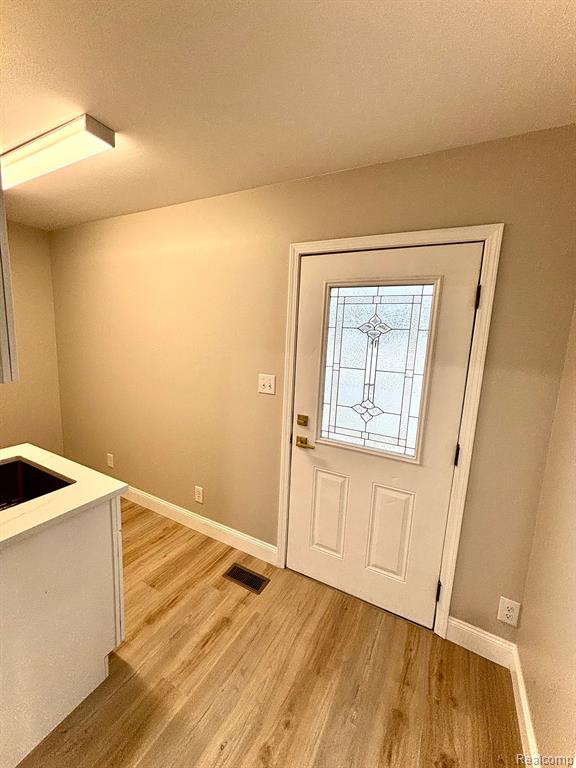 5246 MCKINLEY Road, Warren, MI 48091 — Photo 37