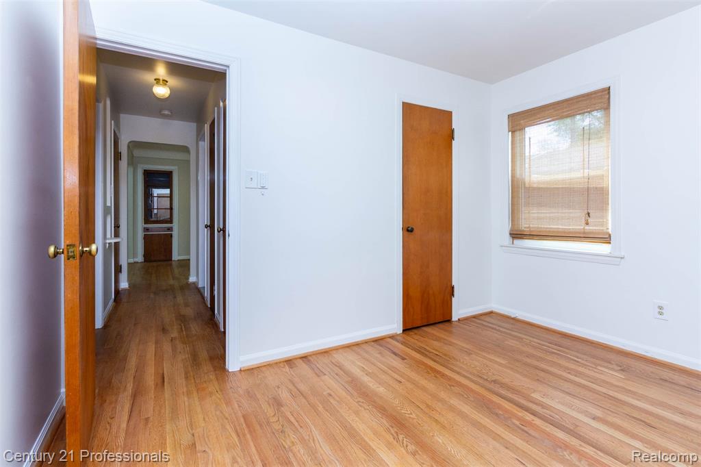 25009 Donald, Redford, MI 48239 — Photo 19