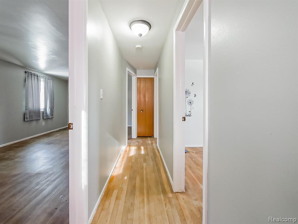 430 N Dobson Street, Westland, MI — Photo 13