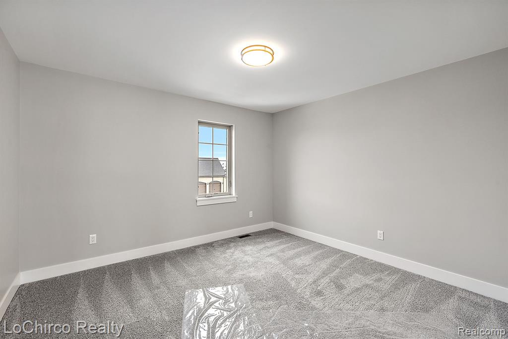 49387 LANGFORD Drive, Macomb, MI 48044 — Photo 45