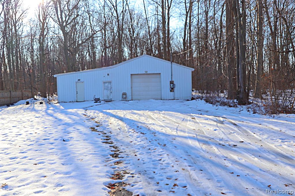 42211 Judd Road, Belleville, MI 48111 — Photo 38