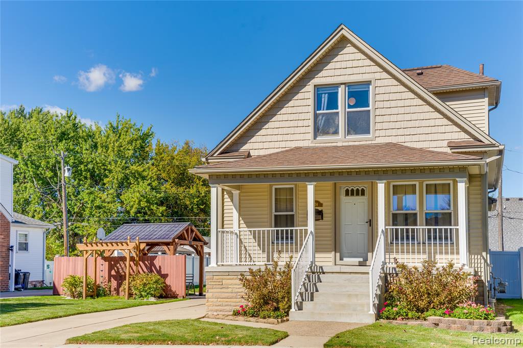 1234 Poplar Street, Wyandotte, MI 48192