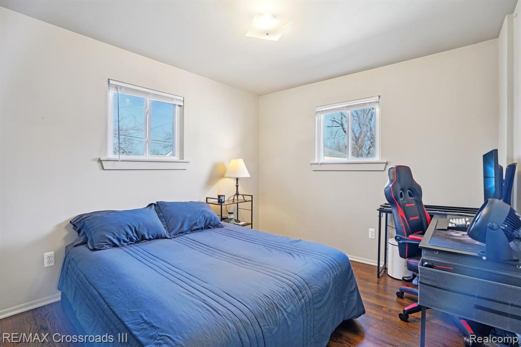 5578 Grindley Park Street, Dearborn Heights, MI 48125 — Photo 16