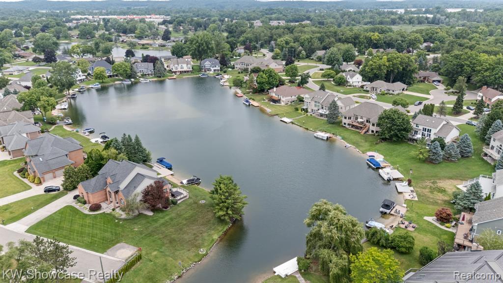 9210 Twin Lakes Drive, White Lake, MI — Photo 12