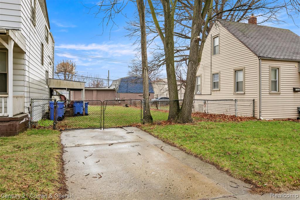 11352 Rivard Avenue, Warren, MI 48089 — Photo 6