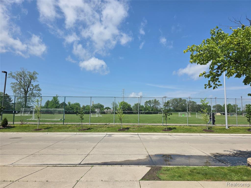 5858 Reuter Street, Dearborn, MI 48126 — Photo 3