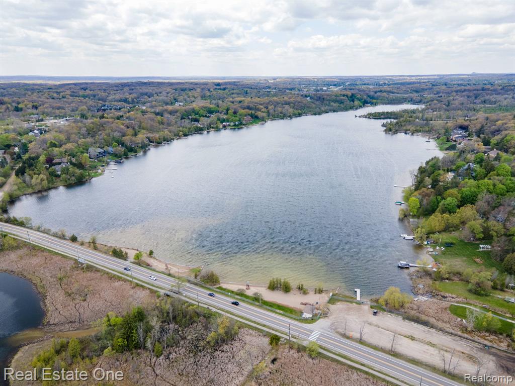 6464 Deer Ridge Drive, Clarkston, MI 48348 — Photo 55