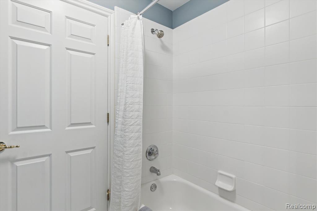 4294 Dominion Boulevard, Brighton, MI 48114 — Photo 40